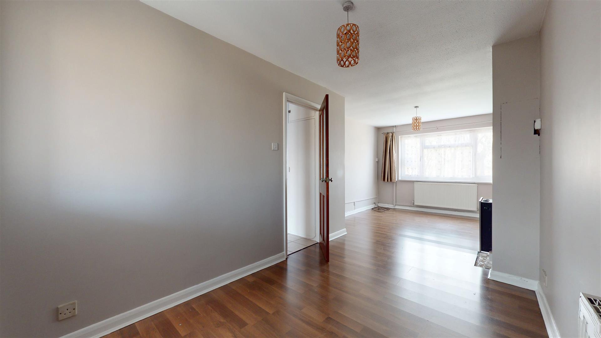 3 bed property in Calder Vale, Milton Keynes
